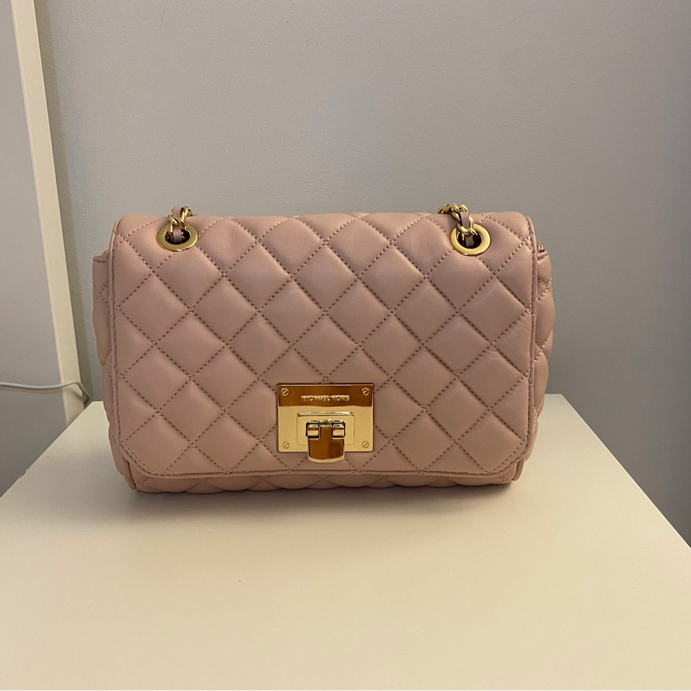 Michael Kors Light Pink Quilted Handbag